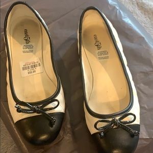 Woman’s ballerina style shoe